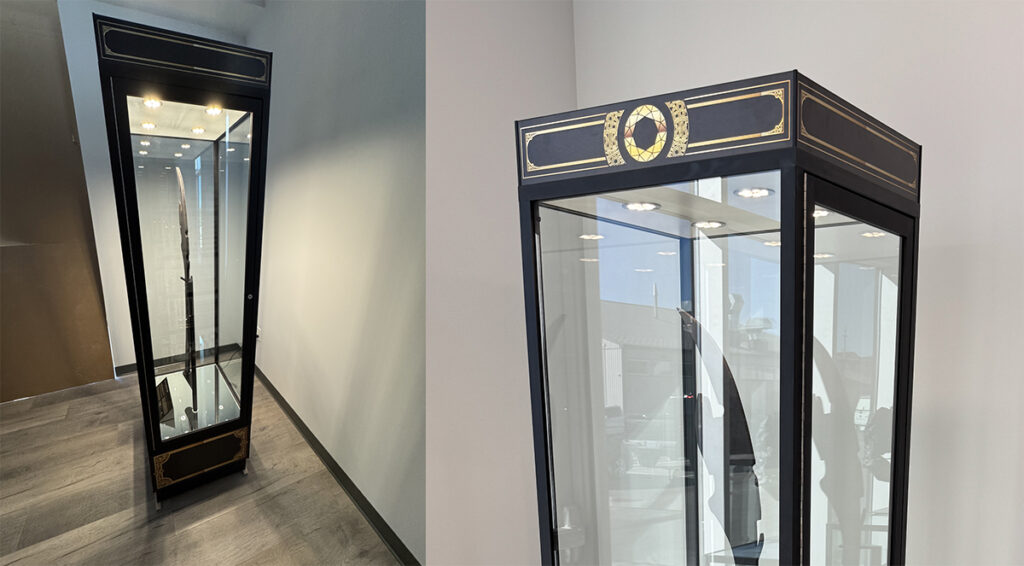 4-marvel-display-vertical-vitrine-display-made-in-canada-juggernaut-design-toronto-adam-jarvis-creative-director